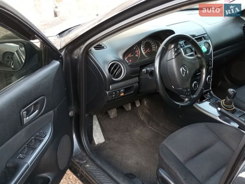 Седан Mazda 6 2006 в Сарнах