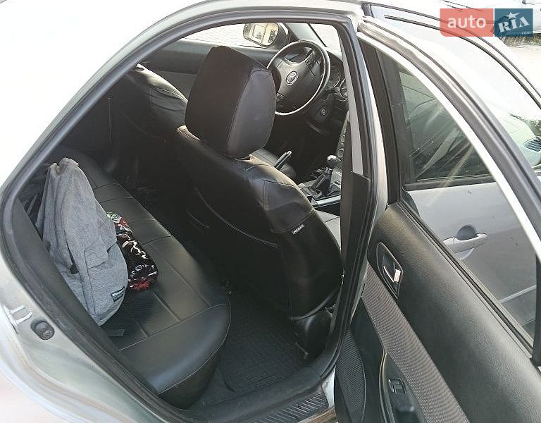 Седан Mazda 6 2003 в Самборе