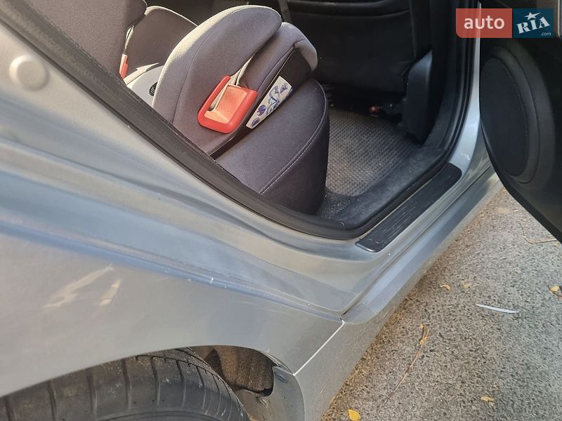 Седан Mazda 6 2008 в Киеве