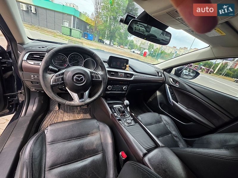Седан Mazda 6 2015 в Киеве