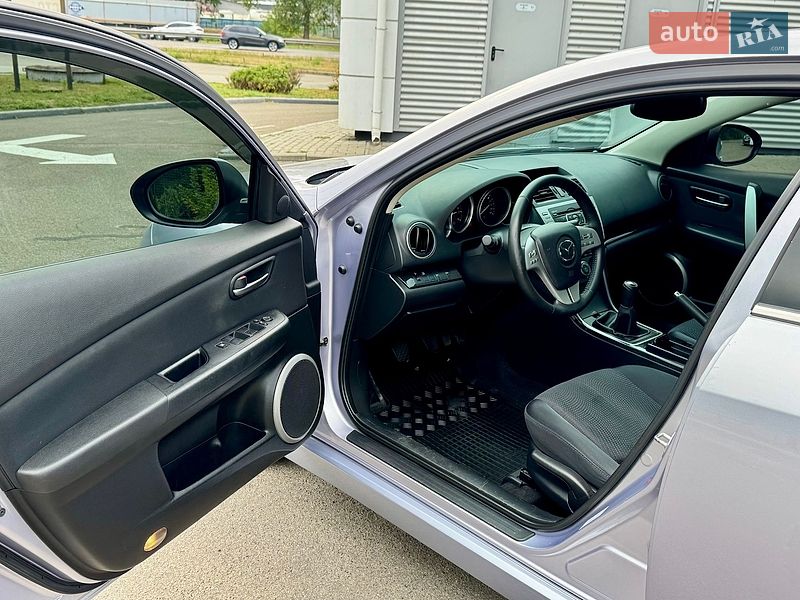 Седан Mazda 6 2009 в Киеве