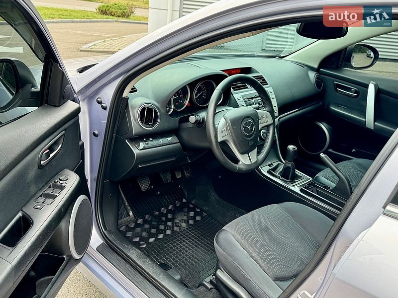 Седан Mazda 6 2009 в Киеве