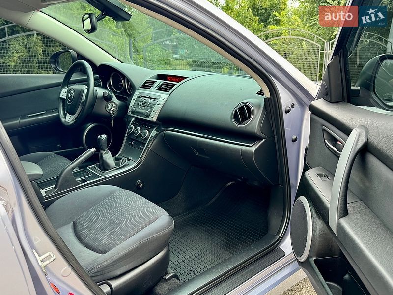 Седан Mazda 6 2009 в Киеве