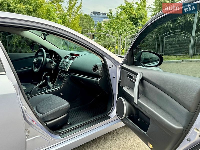 Седан Mazda 6 2009 в Киеве