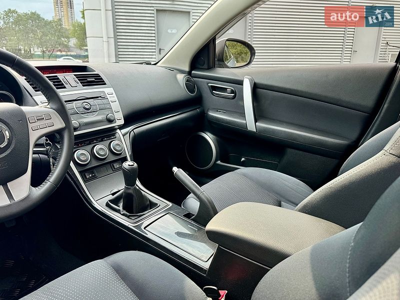 Седан Mazda 6 2009 в Киеве