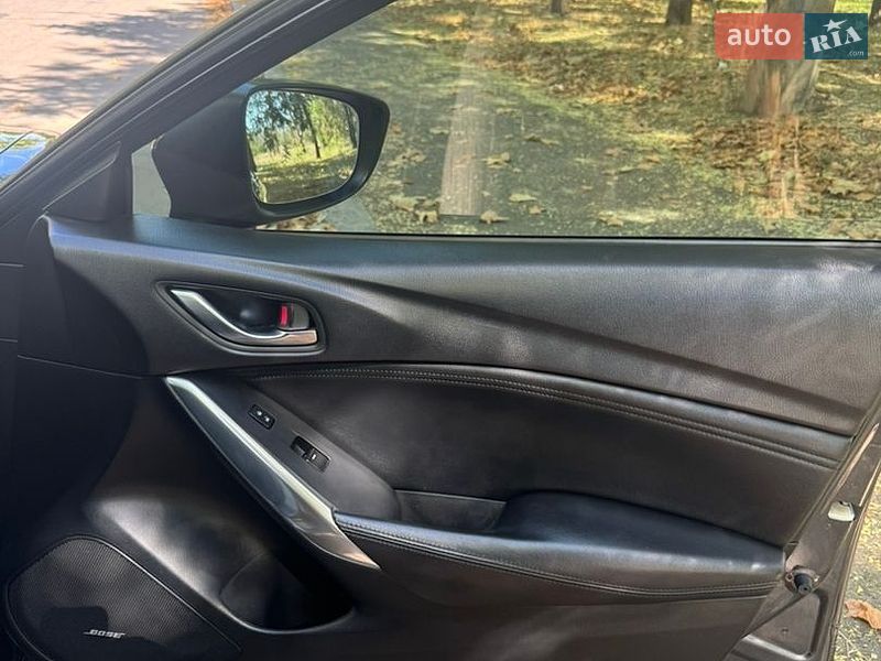 Седан Mazda 6 2014 в Миколаєві