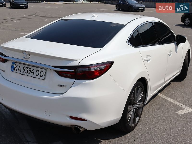 Седан Mazda 6 2018 в Киеве