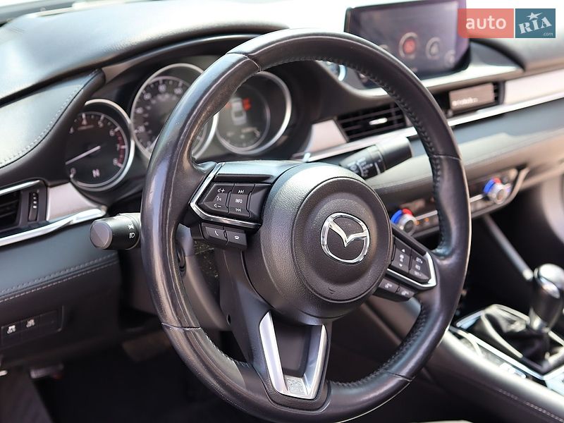 Седан Mazda 6 2018 в Киеве