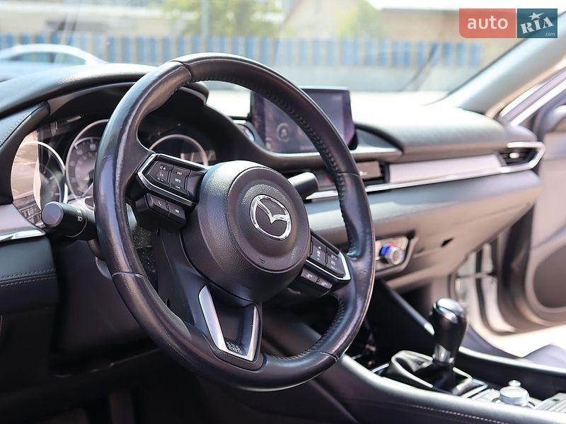 Седан Mazda 6 2018 в Киеве