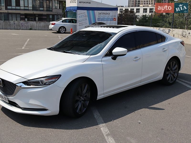 Седан Mazda 6 2018 в Киеве