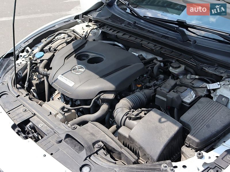 Седан Mazda 6 2018 в Киеве