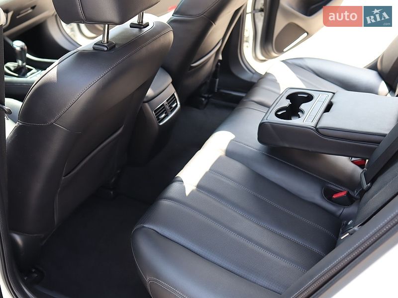 Седан Mazda 6 2018 в Киеве