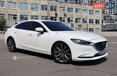 Седан Mazda 6 2018 в Киеве