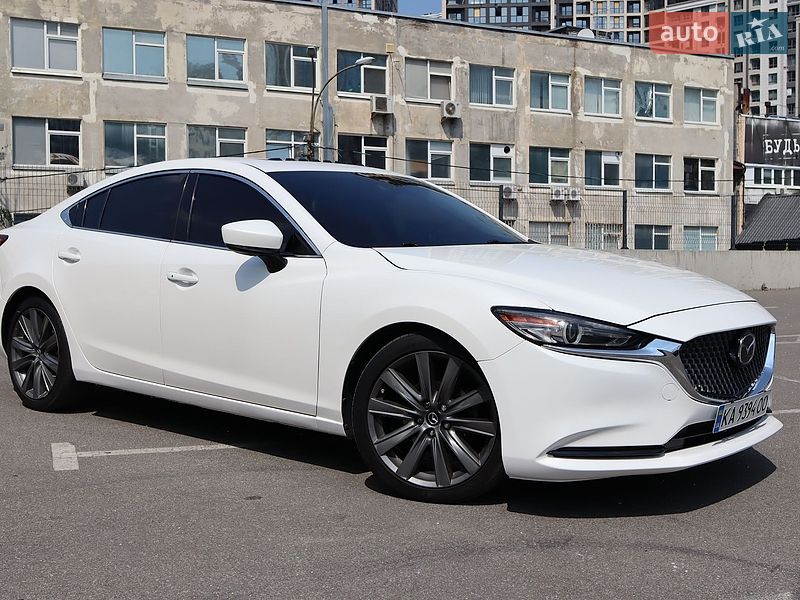 Седан Mazda 6 2018 в Киеве