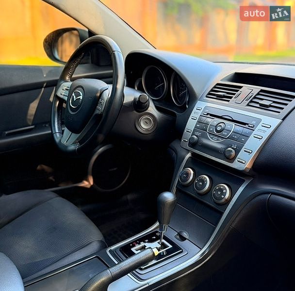 Седан Mazda 6 2008 в Чернигове