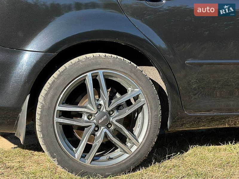 Седан Mazda 6 2005 в Ивано-Франковске