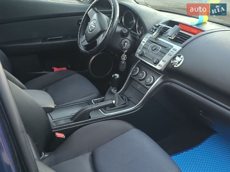 Универсал Mazda 6 2008 в Луцке