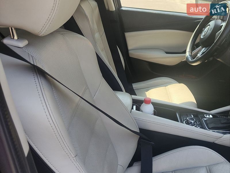 Седан Mazda 6 2015 в Кам'янському