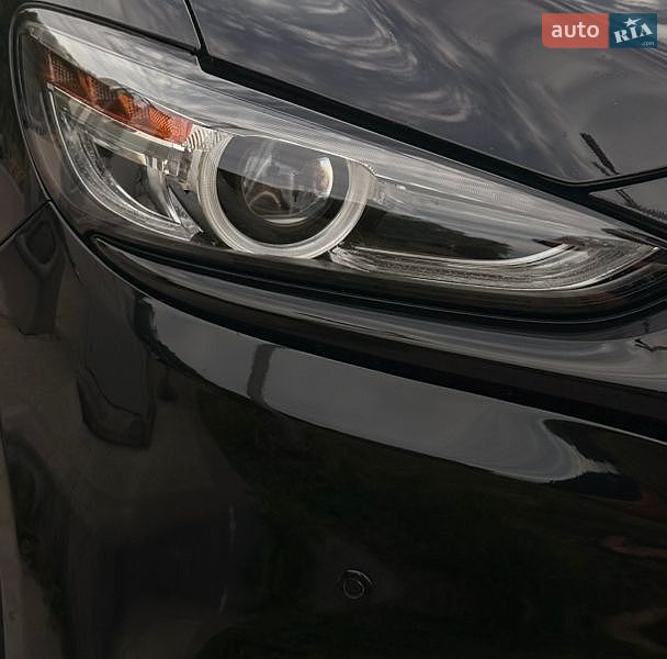 Седан Mazda 6 2019 в Львове