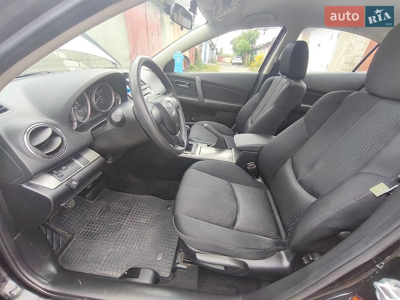 Седан Mazda 6 2011 в Житомире
