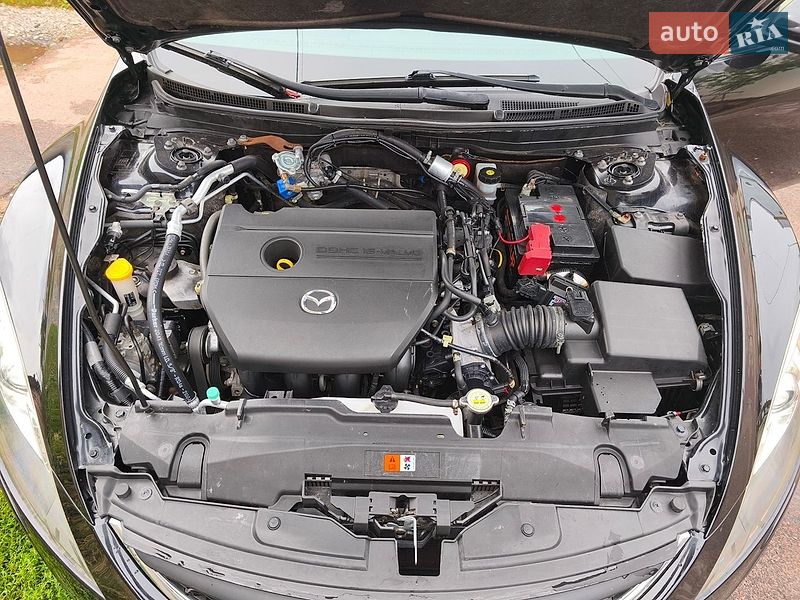 Седан Mazda 6 2011 в Житомире