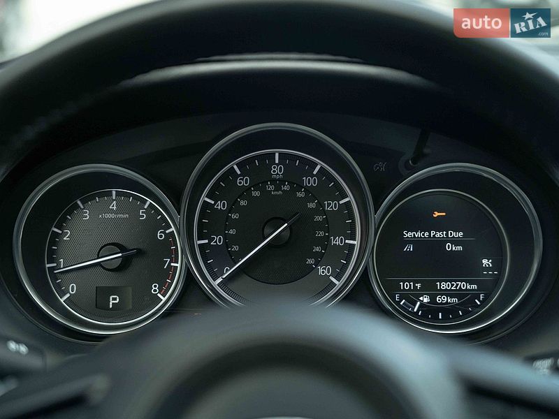 Седан Mazda 6 2016 в Чернівцях