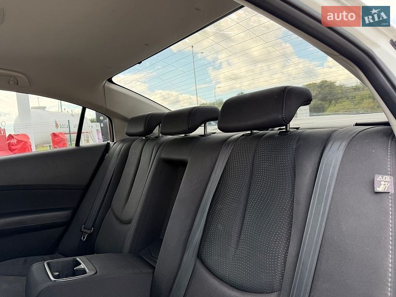 Седан Mazda 6 2008 в Львові