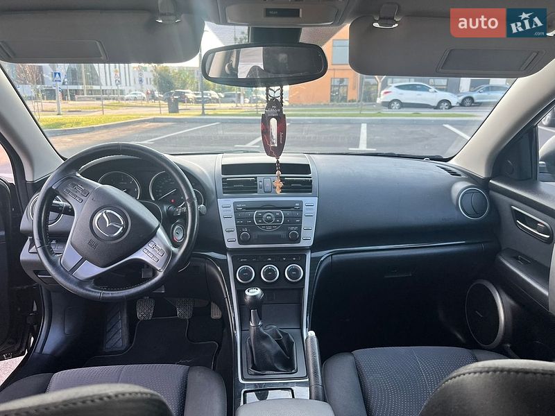 Седан Mazda 6 2008 в Рівному