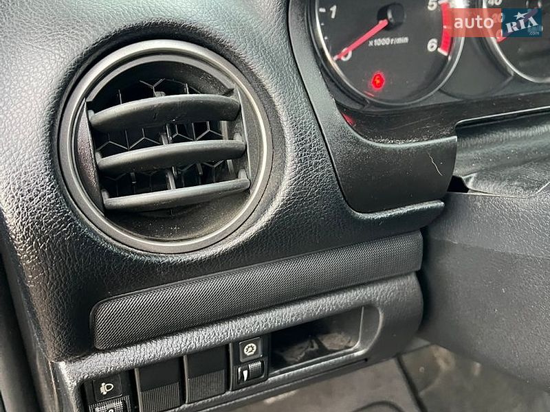 Лифтбек Mazda 6 2003 в Львове фото 12 Лифтбек Mazda 6 2003 в Львове
