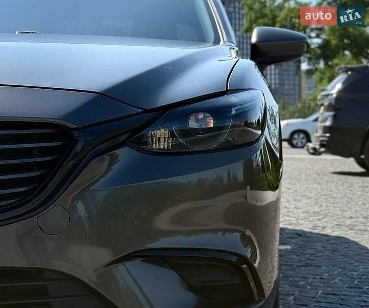 Седан Mazda 6 2015 в Днепре