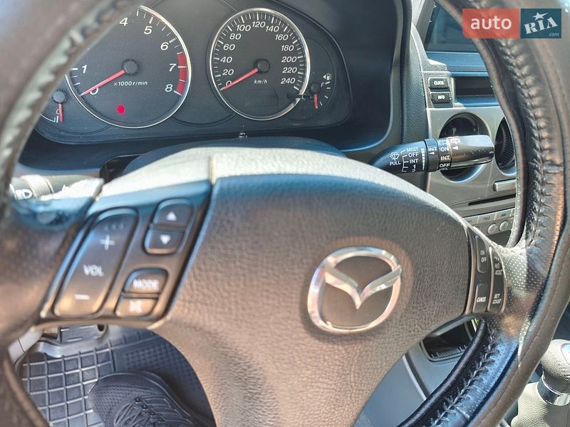 Седан Mazda 6 2005 в Запоріжжі