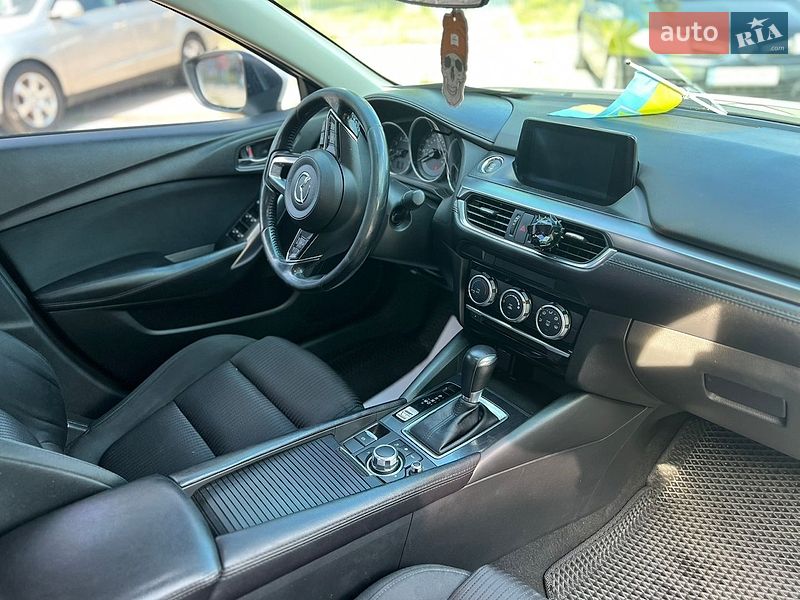 Седан Mazda 6 2016 в Харкові