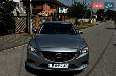 Седан Mazda 6 2016 в Черновцах
