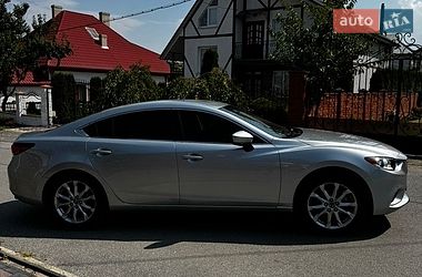 Седан Mazda 6 2016 в Черновцах