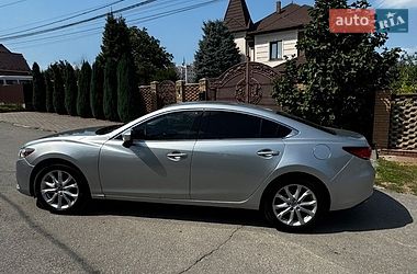 Седан Mazda 6 2016 в Черновцах