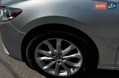 Седан Mazda 6 2016 в Черновцах