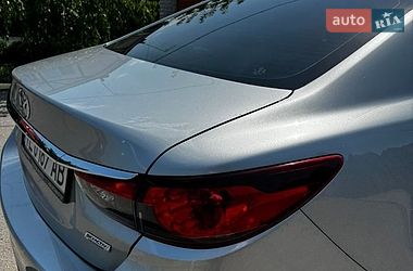 Седан Mazda 6 2016 в Черновцах