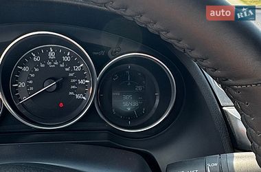 Седан Mazda 6 2016 в Черновцах