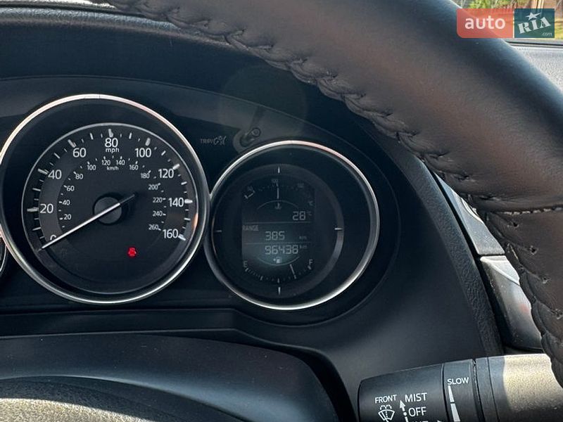 Седан Mazda 6 2016 в Черновцах