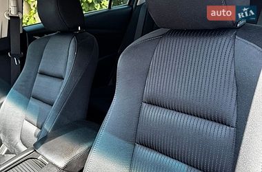 Седан Mazda 6 2016 в Черновцах