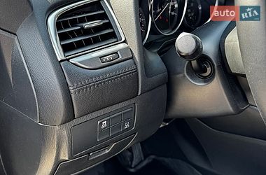 Седан Mazda 6 2016 в Черновцах