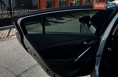 Седан Mazda 6 2016 в Черновцах