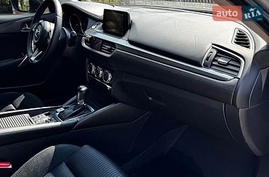Седан Mazda 6 2016 в Черновцах
