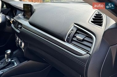 Седан Mazda 6 2016 в Черновцах