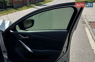 Седан Mazda 6 2016 в Черновцах