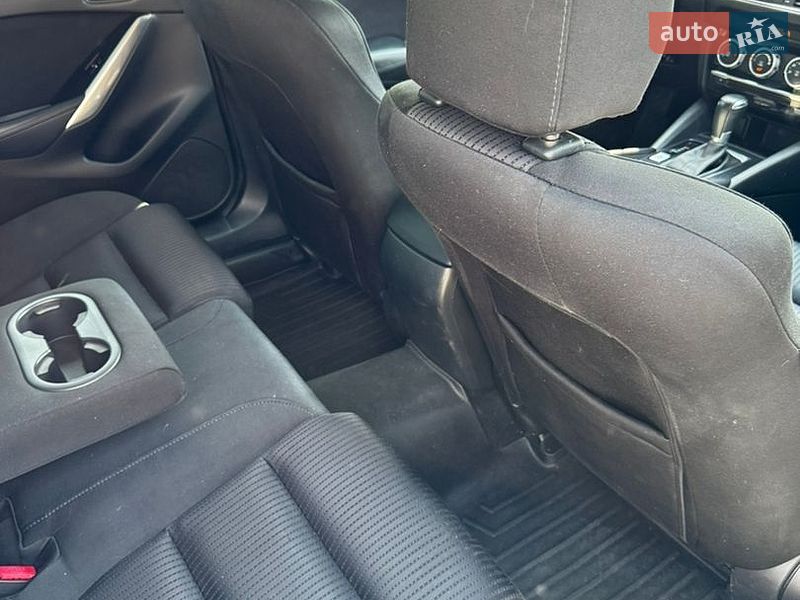 Седан Mazda 6 2016 в Черновцах