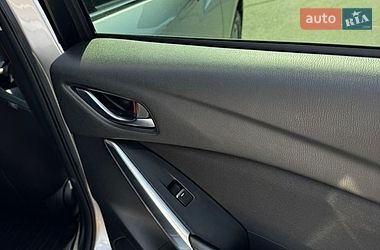 Седан Mazda 6 2016 в Черновцах