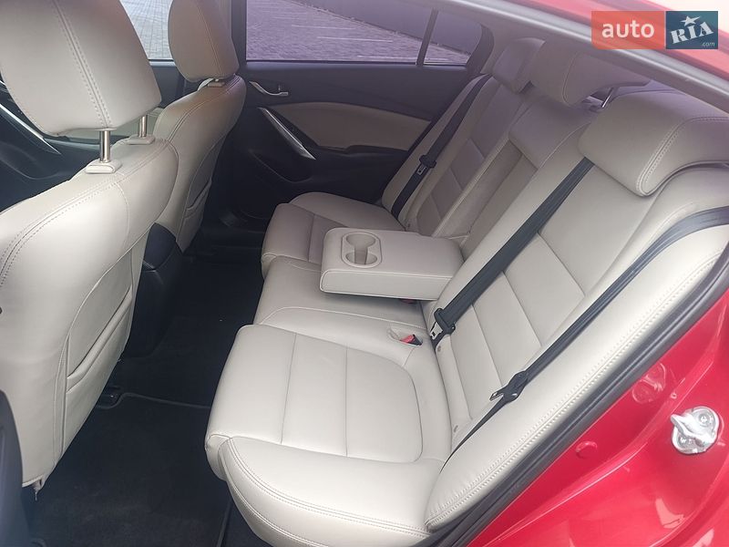 Седан Mazda 6 2015 в Черкасах