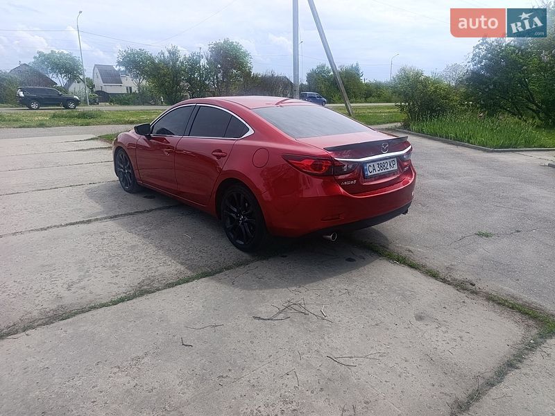 Седан Mazda 6 2015 в Черкасах