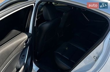Седан Mazda 6 2014 в Днепре